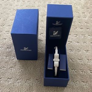 Swarovski Bow 🎀 bracelet